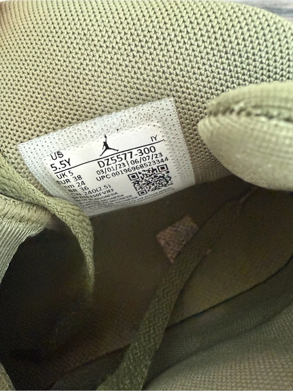 Jordan Kids Olive Green and Orange Camo Sneakers